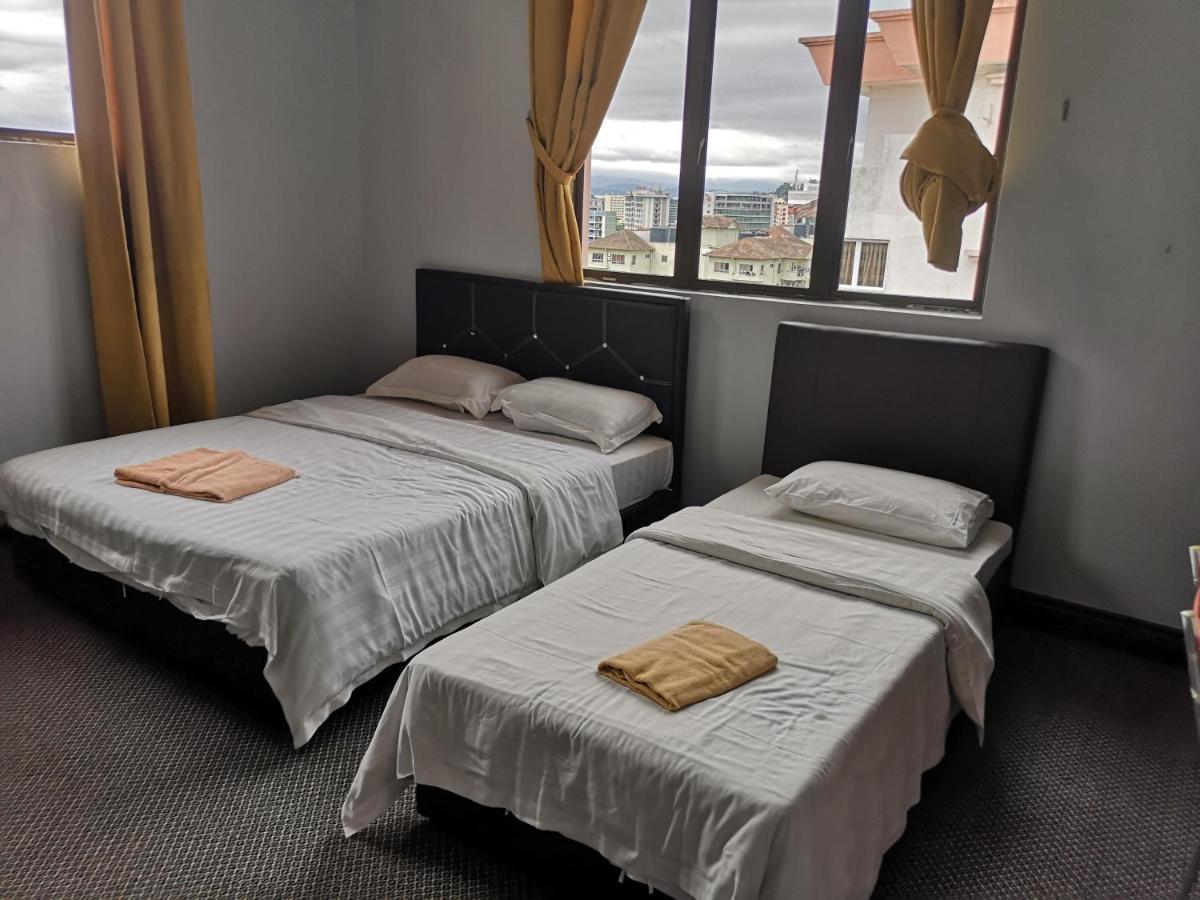 Homestay Marina Court Кота-Кінабалу Екстер'єр фото