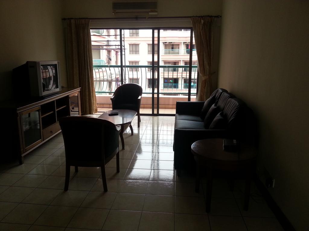 Homestay Marina Court Кота-Кінабалу Номер фото