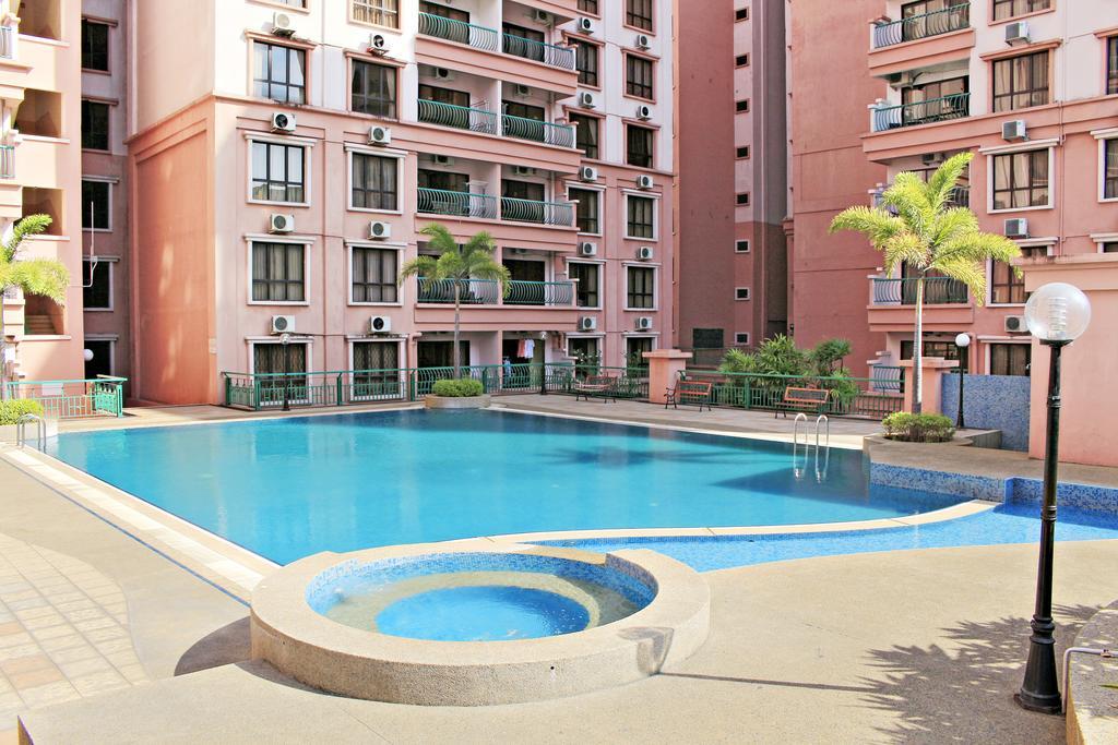 Homestay Marina Court Кота-Кінабалу Екстер'єр фото