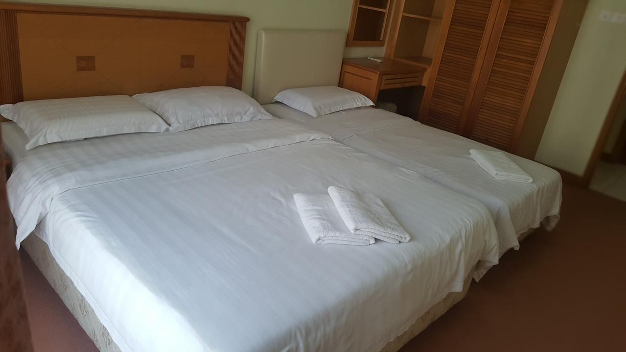 Homestay Marina Court Кота-Кінабалу Екстер'єр фото