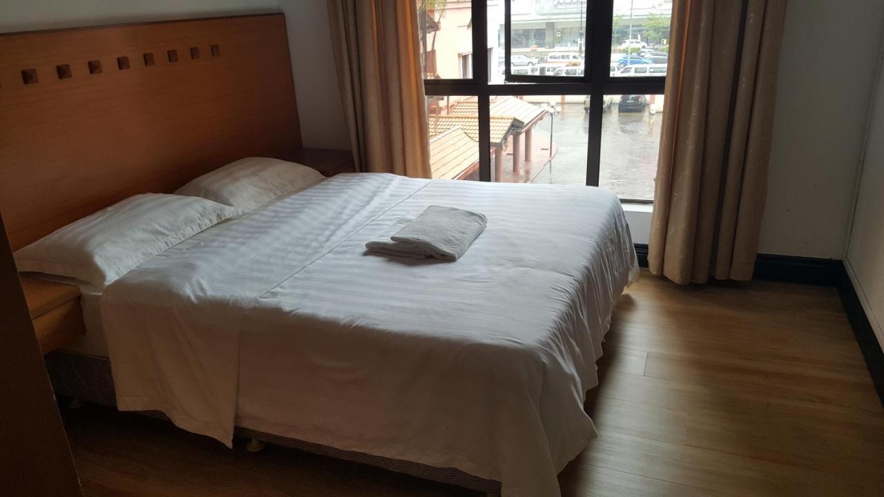 Homestay Marina Court Кота-Кінабалу Екстер'єр фото